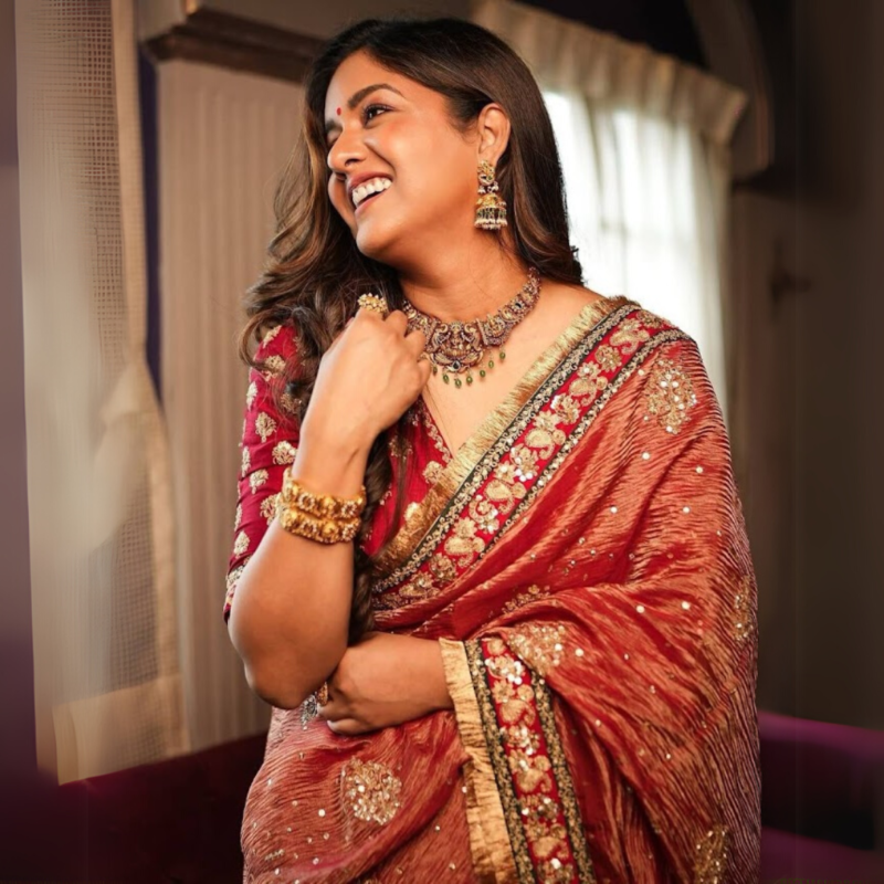 Banarasi Crush Red Embroidered & Sequin Saree - Image 2